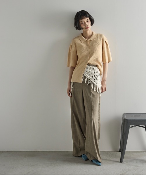 THE YOn（ザヨン）の「タックハーフスリーブポロサマーリブニットカーディガン（カーディガン/ボレロ・レディース・クリーム/ブラック/サックスブルー/バーガンディー・FREE）」の13枚目の写真