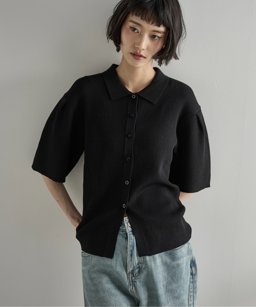 THE YOn（ザヨン）の「タックハーフスリーブポロサマーリブニットカーディガン（カーディガン/ボレロ・レディース・クリーム/ブラック/サックスブルー/バーガンディー・FREE）」の18枚目の写真