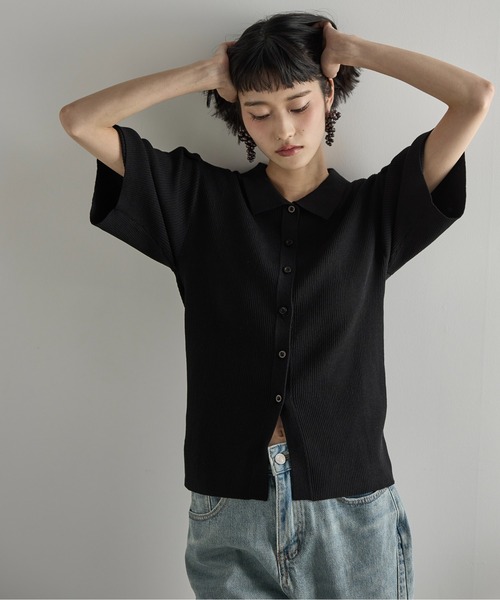 THE YOn（ザヨン）の「タックハーフスリーブポロサマーリブニットカーディガン（カーディガン/ボレロ・レディース・クリーム/ブラック/サックスブルー/バーガンディー・FREE）」の20枚目の写真