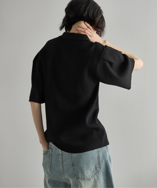 THE YOn（ザヨン）の「タックハーフスリーブポロサマーリブニットカーディガン（カーディガン/ボレロ・レディース・クリーム/ブラック/サックスブルー/バーガンディー・FREE）」の22枚目の写真