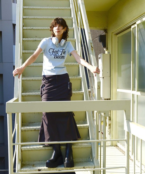 ENVYM（アンビー）の「【Aimi×ENVYM】ビッグポケットロングスカート（スカート・レディース・グレー/ブラック/カーキ・FREE）」の8枚目の写真