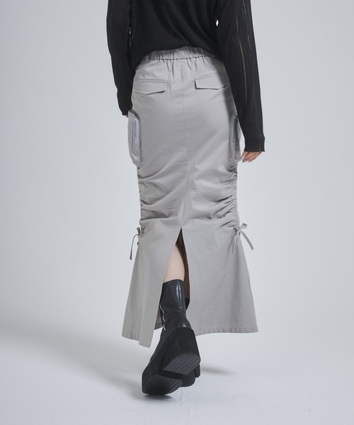 ENVYM（アンビー）の「【Aimi×ENVYM】ビッグポケットロングスカート（スカート・レディース・グレー/ブラック/カーキ・FREE）」の19枚目の写真