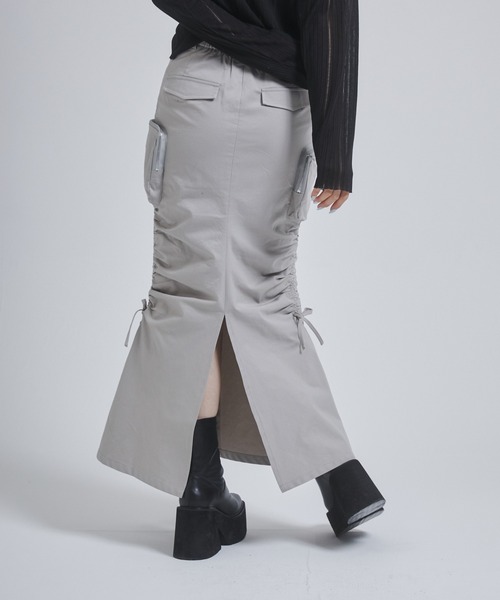 ENVYM（アンビー）の「【Aimi×ENVYM】ビッグポケットロングスカート（スカート・レディース・グレー/ブラック/カーキ・FREE）」の20枚目の写真