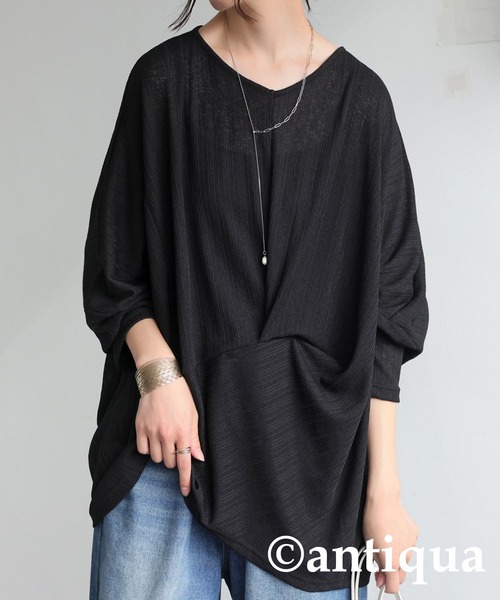 antiqua(アンティカ)の「変形トップス(Tシャツ/カットソー・レディース・ホワイト/ブラック・ONESIZE)」の1枚目の写真