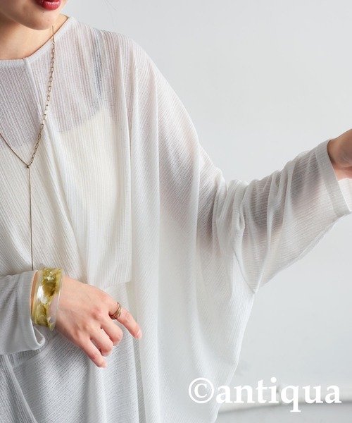 antiqua(アンティカ)の「変形トップス(Tシャツ/カットソー・レディース・ホワイト/ブラック・ONESIZE)」の3枚目の写真