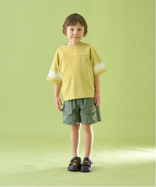b・ROOM(ビールーム)の「【前後どちらでもOK!】【カイテキ天竺】ラインプリントTシャツ【子供服】【キッズ】【男の子】【女の子】(Tシャツ/カットソー・キッズ・ダークブラウン/オフホワイト/オリーブ/パープル系その他/ダークブルー/ブラック・140cm/110cm/130cm/100cm/120cm/150cm)」の10枚目の写真
