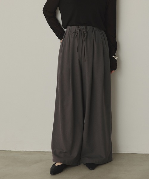 hunch(ハンチ)の「フレンチリネン イージーワイドパンツ(その他パンツ・レディース・ダークベージュ/オフホワイト/ブラック/チャコールグレー/グリーン・FREE)」の3枚目の写真