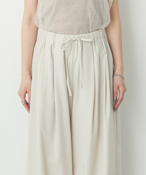 hunch(ハンチ)の「フレンチリネン イージーワイドパンツ(その他パンツ・レディース・ダークベージュ/オフホワイト/ブラック/チャコールグレー/グリーン・FREE)」の13枚目の写真