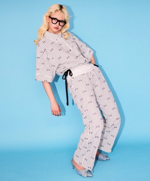 Candy Stripper（キャンディストリッパー）の「RIBBON STRIPE シャツ（シャツ/ブラウス・レディース・オフホワイト/ブルー/チャコール・FREE）」の11枚目の写真