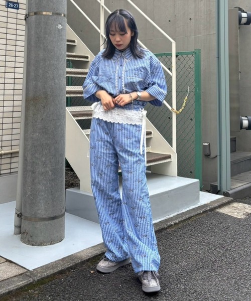 Candy Stripper（キャンディストリッパー）の「RIBBON STRIPE シャツ（シャツ/ブラウス・レディース・オフホワイト/ブルー/チャコール・FREE）」の16枚目の写真