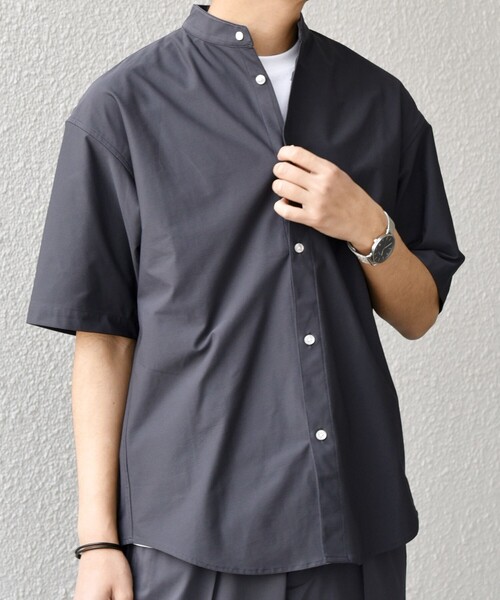 SHIPS any（シップス エニィ）の「SHIPS any: 360° THE CIRCLE STRETCH バンドカラー シャツ(セットアップ対応)◆（シャツ/ブラウス・メンズ・チャコールグレー/ネイビー/ベージュ・SMALL/MEDIUM/LARGE/X-LARGE）」の2枚目の写真