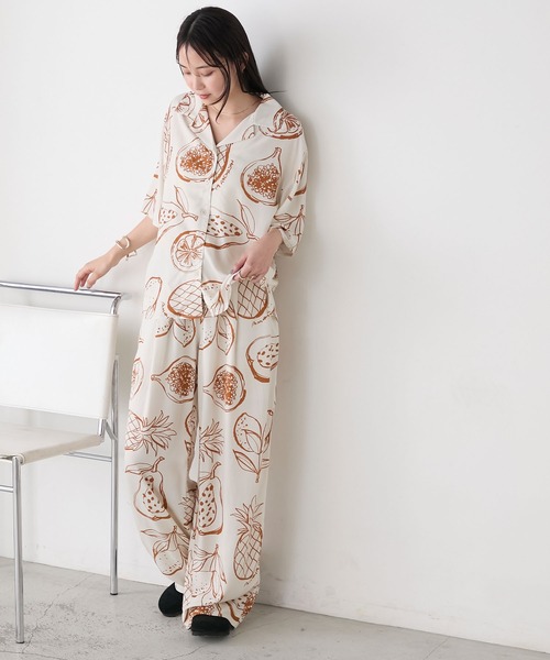 AMERIA ANDERSON(アメリアアンダーソン)の「【AMERIA ANDERSON】rayon pattern set-up /フルーツ柄 半袖シャツ&ロングパンツ セットアップ(ルームウェア/パジャマ・レディース・グリーン/オレンジ・L/M)」の5枚目の写真