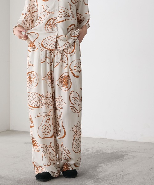 AMERIA ANDERSON(アメリアアンダーソン)の「【AMERIA ANDERSON】rayon pattern set-up /フルーツ柄 半袖シャツ&ロングパンツ セットアップ(ルームウェア/パジャマ・レディース・グリーン/オレンジ・L/M)」の16枚目の写真