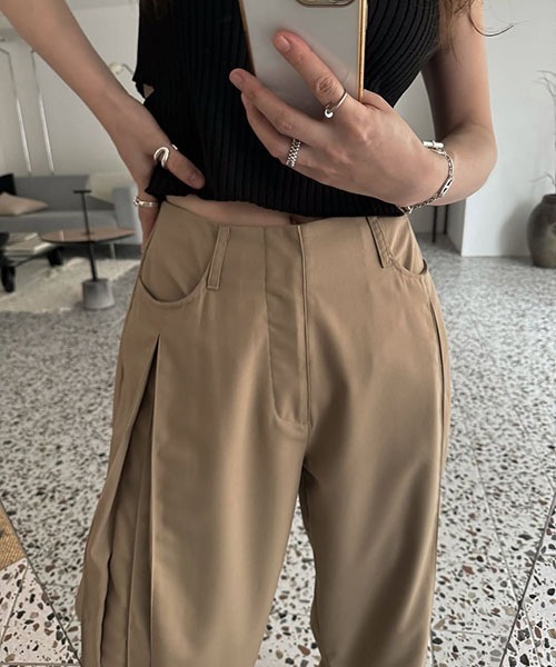 WILLFULLY（ウィルフリー）の「deep tuck design thick PT（その他パンツ・レディース・タン/モカ/ブラック・S/M）」の8枚目の写真