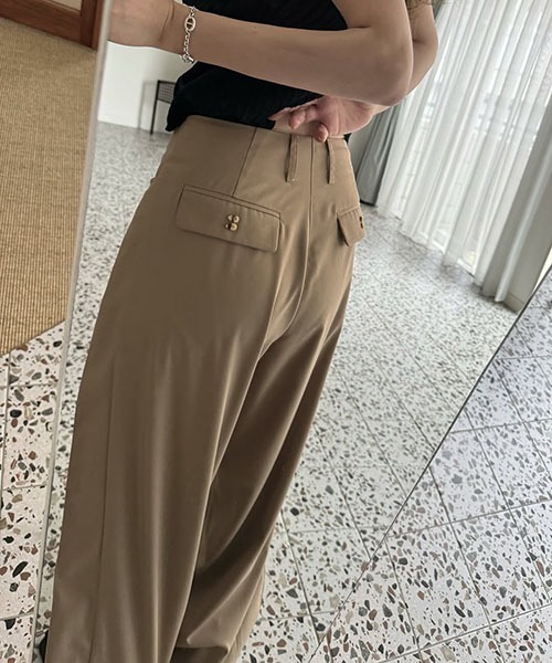 WILLFULLY（ウィルフリー）の「deep tuck design thick PT（その他パンツ・レディース・タン/モカ/ブラック・S/M）」の9枚目の写真