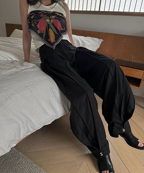 WILLFULLY（ウィルフリー）の「deep tuck design thick PT（その他パンツ・レディース・タン/モカ/ブラック・S/M）」の16枚目の写真