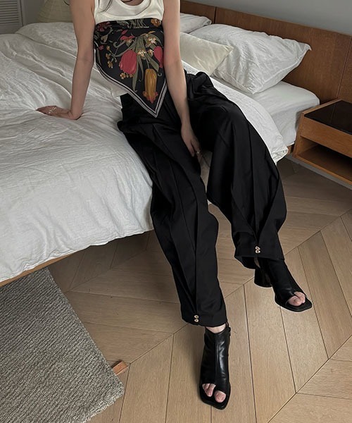 WILLFULLY（ウィルフリー）の「deep tuck design thick PT（その他パンツ・レディース・タン/モカ/ブラック・S/M）」の18枚目の写真