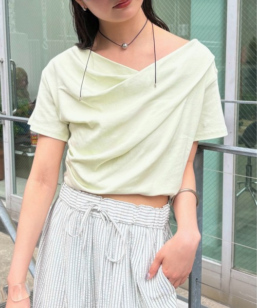 mystic(ミスティック)の「【全骨格対応◎/6色展開】オフショルTシャツ(Tシャツ/カットソー・レディース・オフホワイト/グレー/ベージュ/ブラック/ピンク/グリーン/ブラウン・2/FREE)」の6枚目の写真