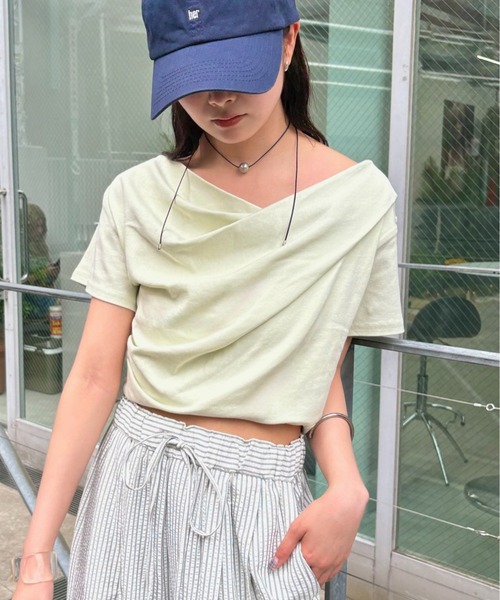 mystic(ミスティック)の「【全骨格対応◎/6色展開】オフショルTシャツ(Tシャツ/カットソー・レディース・オフホワイト/グレー/ベージュ/ブラック/ピンク/グリーン/ブラウン・2/FREE)」の20枚目の写真