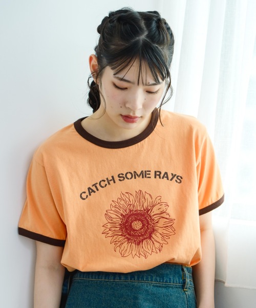 eLur(エラー)の「サンフラワーリンガーT(Tシャツ/カットソー・レディース・オレンジ/アイボリー・FREE)」の3枚目の写真