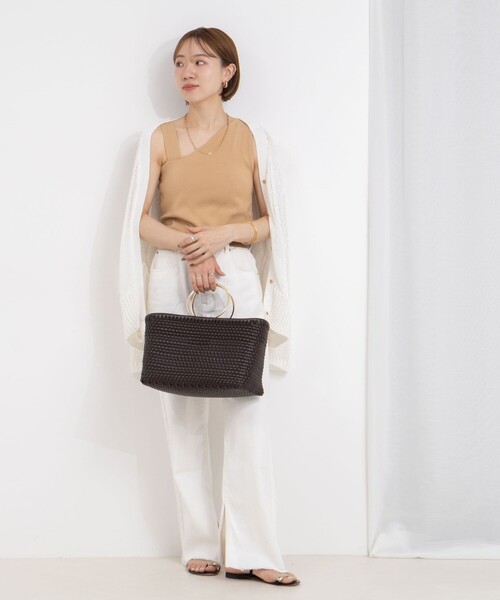 NOLLEY’S（ノーリーズ）の「◇【WEB限定】アシンメトリーカップ付きタンクトップ（タンクトップ・レディース・ブラック/オフホワイト/キャメル・38）」の19枚目の写真