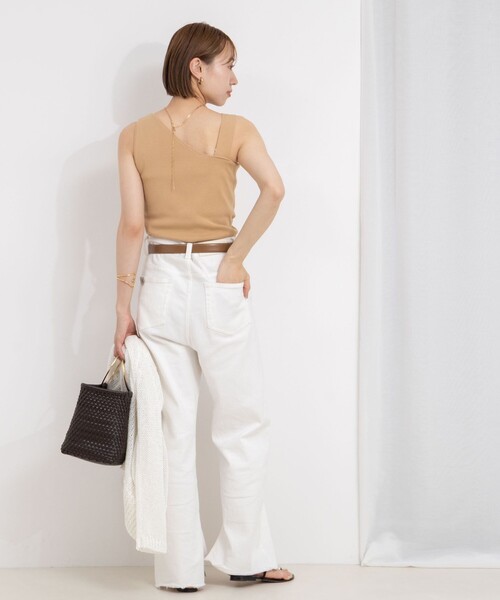 NOLLEY’S（ノーリーズ）の「◇【WEB限定】アシンメトリーカップ付きタンクトップ（タンクトップ・レディース・ブラック/オフホワイト/キャメル・38）」の21枚目の写真