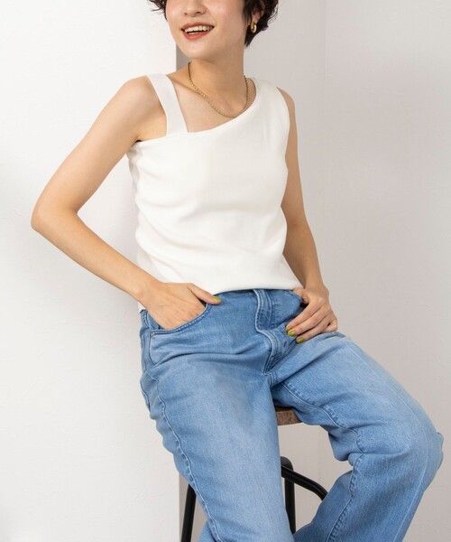 NOLLEY’S（ノーリーズ）の「◇【WEB限定】アシンメトリーカップ付きタンクトップ（タンクトップ・レディース・ブラック/オフホワイト/キャメル・38）」の5枚目の写真