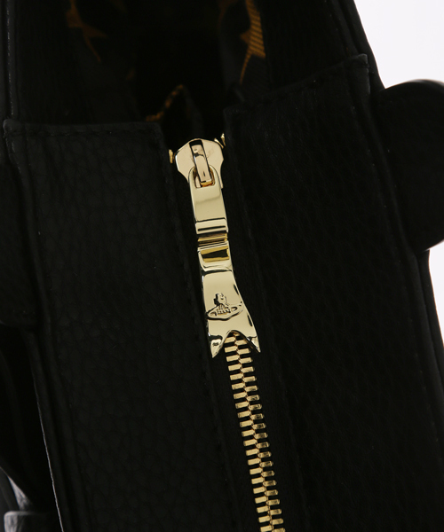Vivienne Westwood（ヴィヴィアンウエストウッド）の「Hand Bag（ハンドバッグ・レディース・ブラック/タン/ボルドー/ローズ・FREE）」の11枚目の写真