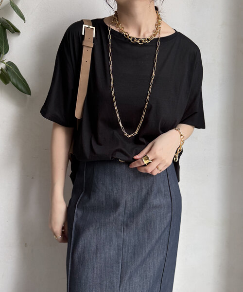DouDou(ドゥドゥ)の「【WEB限定】ボートネック切替プルオーバー(Tシャツ/カットソー・レディース・オフホワイト/ブルー/ブラック/カーキ・FREE)」の2枚目の写真