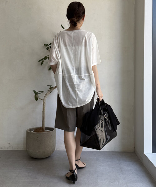 DouDou(ドゥドゥ)の「【WEB限定】ボートネック切替プルオーバー(Tシャツ/カットソー・レディース・オフホワイト/ブルー/ブラック/カーキ・FREE)」の7枚目の写真