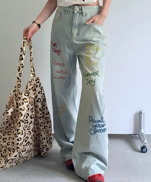 AsRiRe（アスリレイ）の「パール刺繍ワイドジーンズ（デニムパンツ・レディース・サックスブルー・S/M/L）」の11枚目の写真