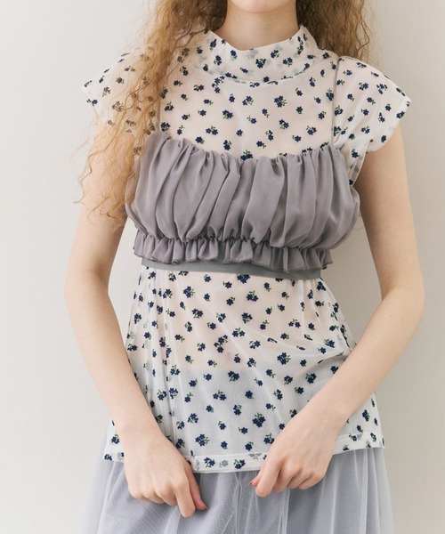 J1U by LA BELLE ETUDE(ジユウバイラベルエチュード)の「フラワーチュールワイドハイネックTOPS(Tシャツ/カットソー・レディース・その他・FREE)」の1枚目の写真