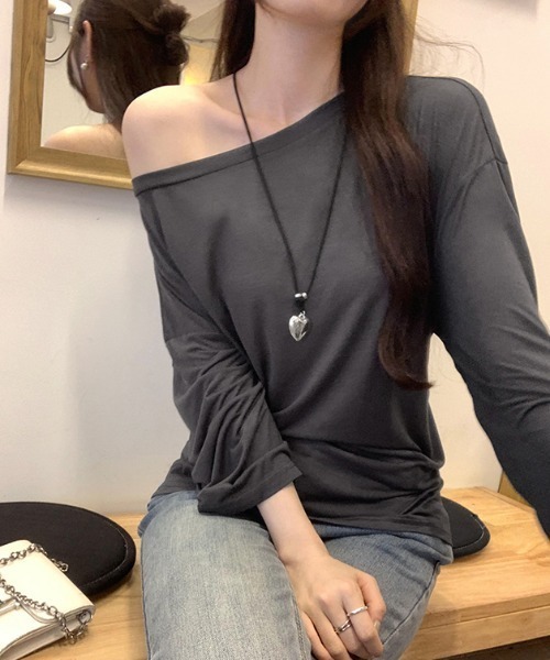 Per sist ence(パーシエンス)の「ウエストリボンオフショルトップス(Tシャツ/カットソー・レディース・アイボリー/ブラック/グレー/ネイビー/ブラウン・MEDIUM/LARGE)」の12枚目の写真