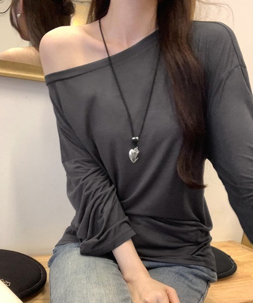 Per sist ence(パーシエンス)の「ウエストリボンオフショルトップス(Tシャツ/カットソー・レディース・アイボリー/ブラック/グレー/ネイビー/ブラウン・MEDIUM/LARGE)」の16枚目の写真