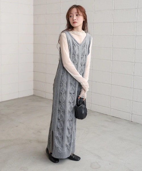 Bab(バブ)の「【S・Mサイズ展開】ミックス編みニットワンピース(ワンピース・レディース・アイボリー/グレー・SMALL/MEDIUM)」の2枚目の写真