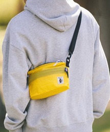イエロー ナイロン ショルダーバッグ シウダード ナイロン ショルダーバッグ – イビサ オンラインショップ