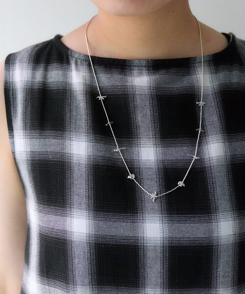 ear PAPILLONNER(イアパピヨネ)の「《スターリングシルバー使用》フェティッシュミディアムネックレス(ネックレス・レディース・シルバー系その他4・FREE)」の5枚目の写真