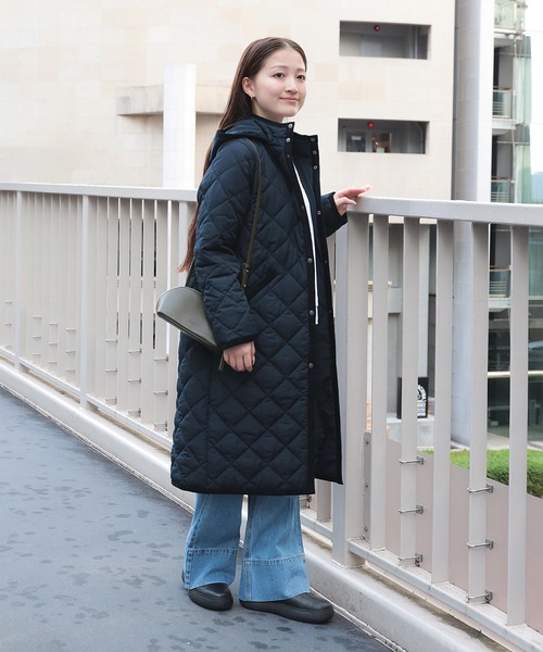 BEAMS HEART（ビームスハート）の「【ベストセラー】フード キルティング コート 軽量 / フード取り外し可能（その他アウター・レディース・オリーブ/ベージュ/ネイビー・SMALL/MEDIUM/LARGE）」の4枚目の写真