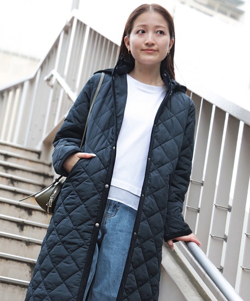 BEAMS HEART（ビームスハート）の「【ベストセラー】フード キルティング コート 軽量 / フード取り外し可能（その他アウター・レディース・オリーブ/ベージュ/ネイビー・SMALL/MEDIUM/LARGE）」の7枚目の写真