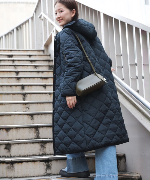 BEAMS HEART（ビームスハート）の「【ベストセラー】フード キルティング コート 軽量 / フード取り外し可能（その他アウター・レディース・オリーブ/ベージュ/ネイビー・SMALL/MEDIUM/LARGE）」の8枚目の写真