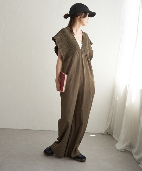 VENCEEXCHANGE（ヴァンスエクスチェンジ）の「シャーリングオールインワン（つなぎ/オールインワン・レディース・ベージュ/オリーブ/ブラック・FREE）」の3枚目の写真