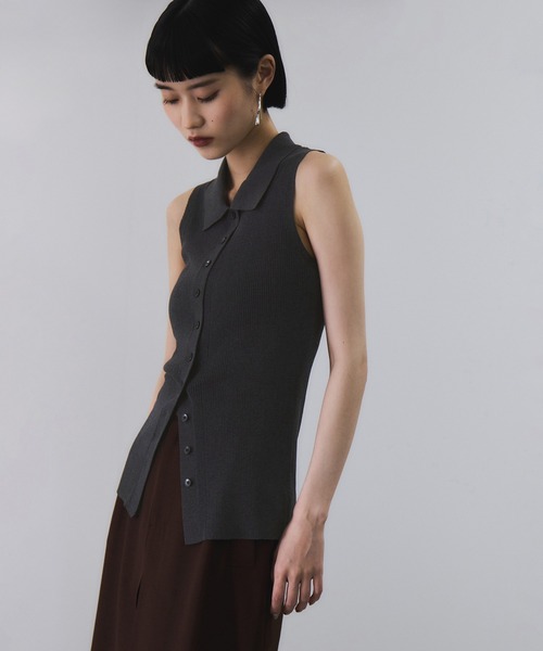 ADAM ET ROPE'（アダムエロペ）の「リブノースリーブニット（ニット/セーター・レディース・ベージュ系その他/ブラウン系その他3/チャコールグレー・FREE）」の4枚目の写真