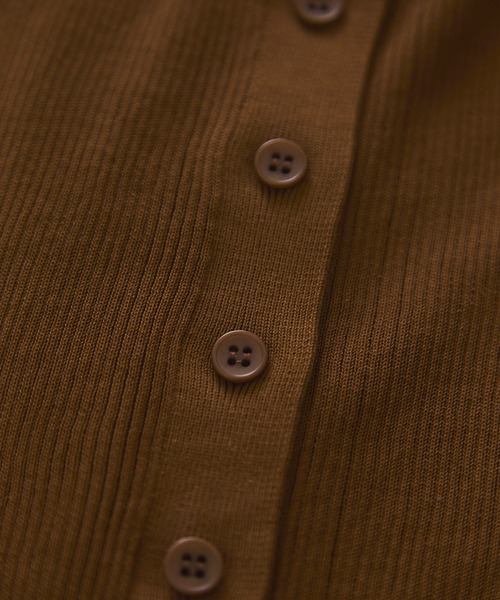 ADAM ET ROPE'（アダムエロペ）の「リブノースリーブニット（ニット/セーター・レディース・ベージュ系その他/ブラウン系その他3/チャコールグレー・FREE）」の14枚目の写真