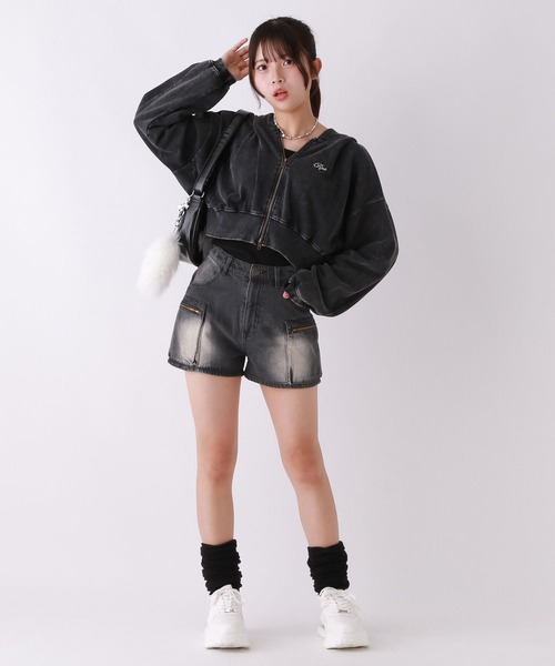 repipi armario(レピピ アルマリオ)の「カーゴミニショートパンツ(デニムパンツ・キッズ・レオパード/イエロー系その他/ブラック系その他・MEDIUM/SMALL/LARGE)」の4枚目の写真