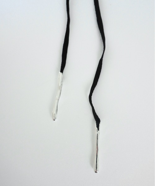 Lynn.(リン)の「silk & pearl motif long tie / コードチョーカー(ネックレス・レディース・Silver・FREE)」の6枚目の写真