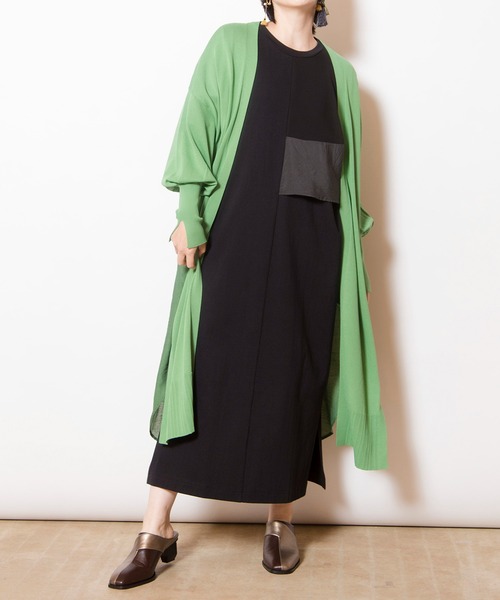 OSMOSIS(オズモーシス)の「アシンメトリーケープワンピース(ワンピース・レディース・ベージュ系その他/ブラック×カーキ/ブラック系その他・ONE SIZE)」の1枚目の写真