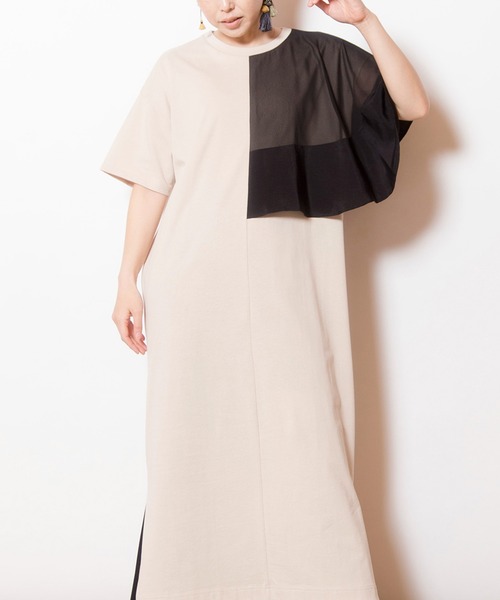 OSMOSIS(オズモーシス)の「アシンメトリーケープワンピース(ワンピース・レディース・ベージュ系その他/ブラック×カーキ/ブラック系その他・ONE SIZE)」の3枚目の写真