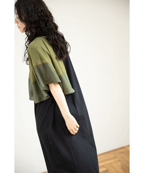 OSMOSIS(オズモーシス)の「アシンメトリーケープワンピース(ワンピース・レディース・ベージュ系その他/ブラック×カーキ/ブラック系その他・ONE SIZE)」の18枚目の写真