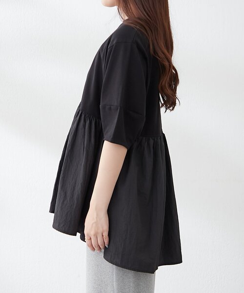continuer de NICE CLAUP(コンティニューデナイスクラップ)の「大人ランタン袖ドッキングT(Tシャツ/カットソー・レディース・ブラック/オフホワイト/ブラウン・FREE)」の14枚目の写真