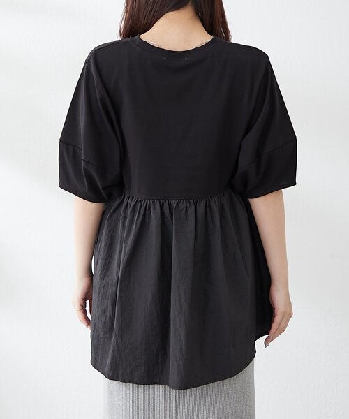 continuer de NICE CLAUP(コンティニューデナイスクラップ)の「大人ランタン袖ドッキングT(Tシャツ/カットソー・レディース・ブラック/オフホワイト/ブラウン・FREE)」の15枚目の写真